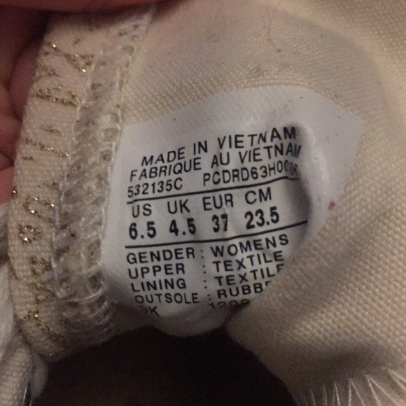 Gold patterned converse - Picture 4 of 8